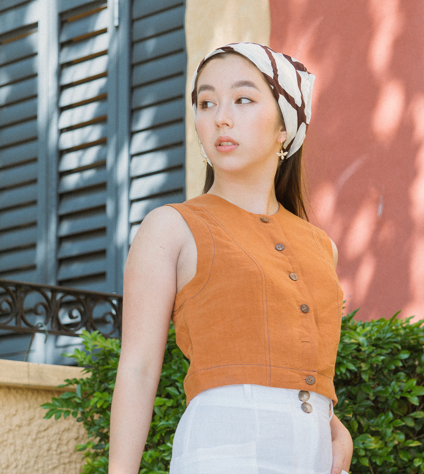 BURNT ORANGE SLEEVELESS LINEN TOP WITH COCONUT SHELL BUTTONS - ARUKA TOP BY Ileana The Label
