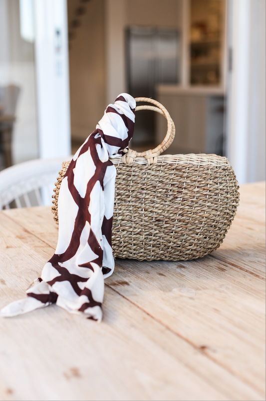 HANDWOVEN BRUNCH BAG