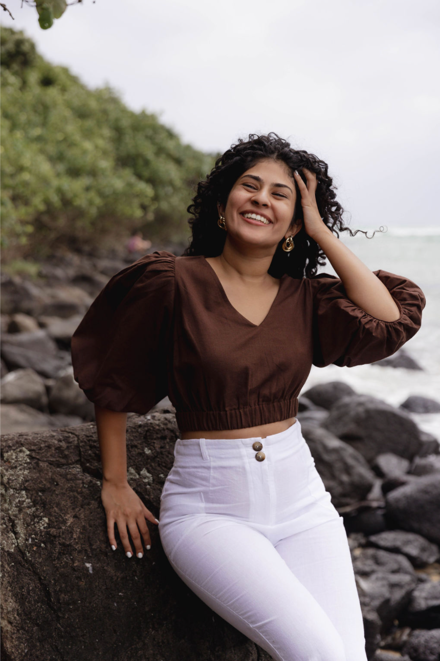 LILY PUFF SLEEVE CROP | ELASTIC WAIST | IN BROWN | ILEANA LILY PUFF SLEEVE CROP | ELASTIC WAIST | IN BROWN | ILEANA